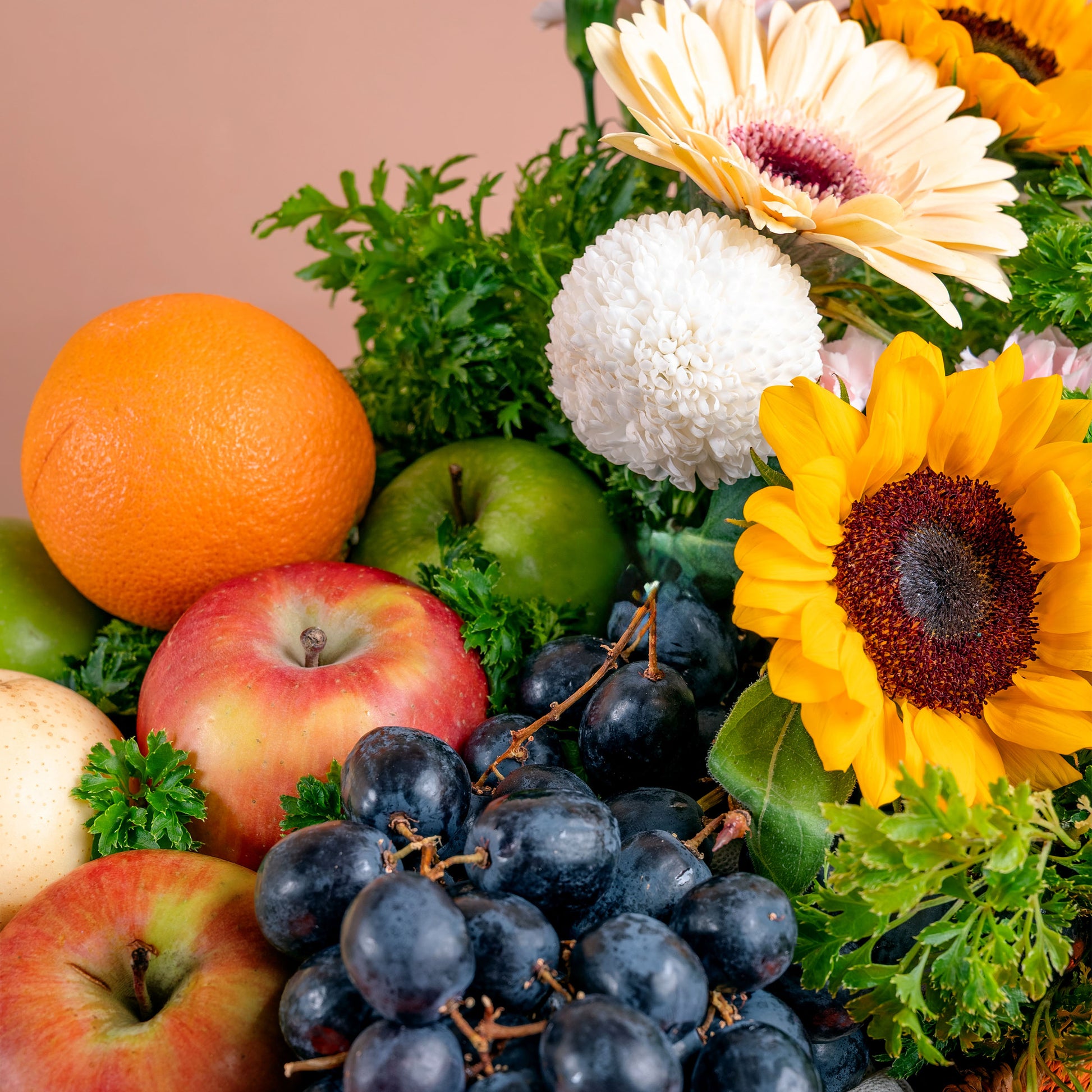 hamper_fruit Fruit Flower Mix