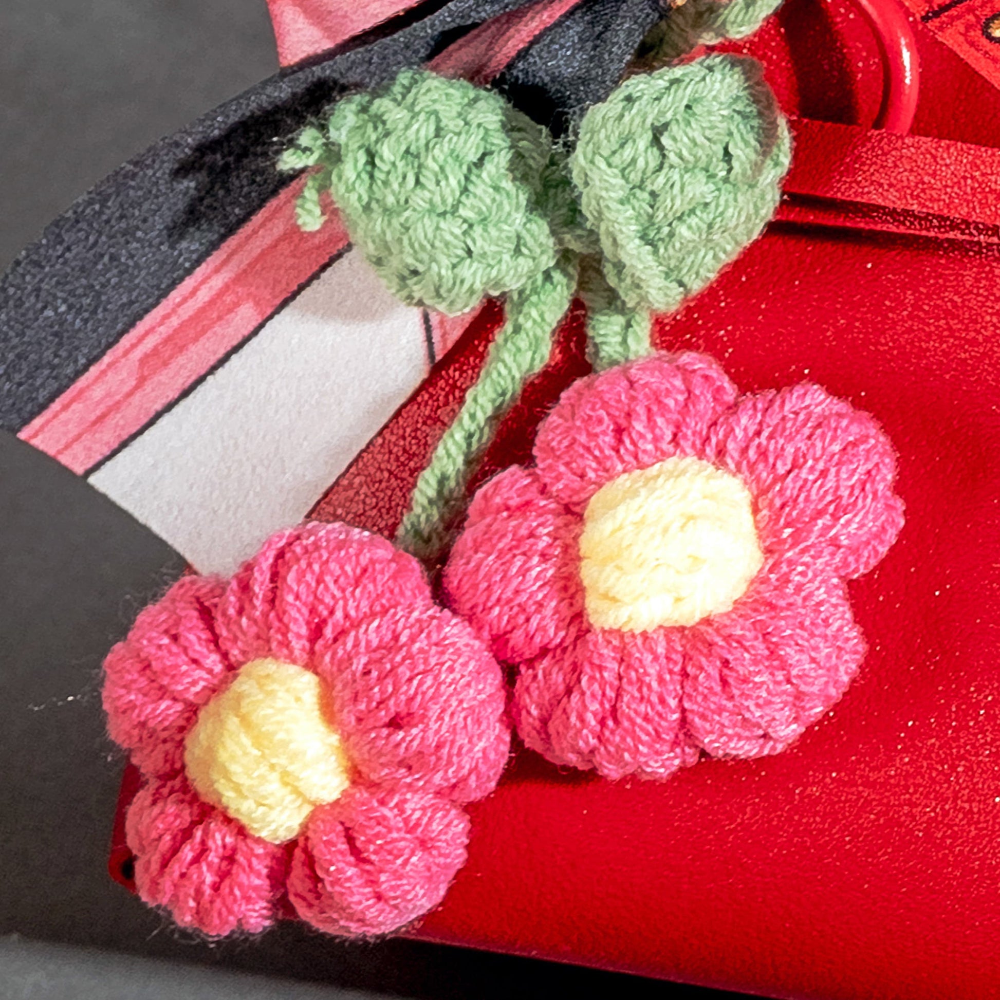 twilly_bag_set Petite Royale Gift Set (Twilly Bag With Flowers, Chocolates & Charm)