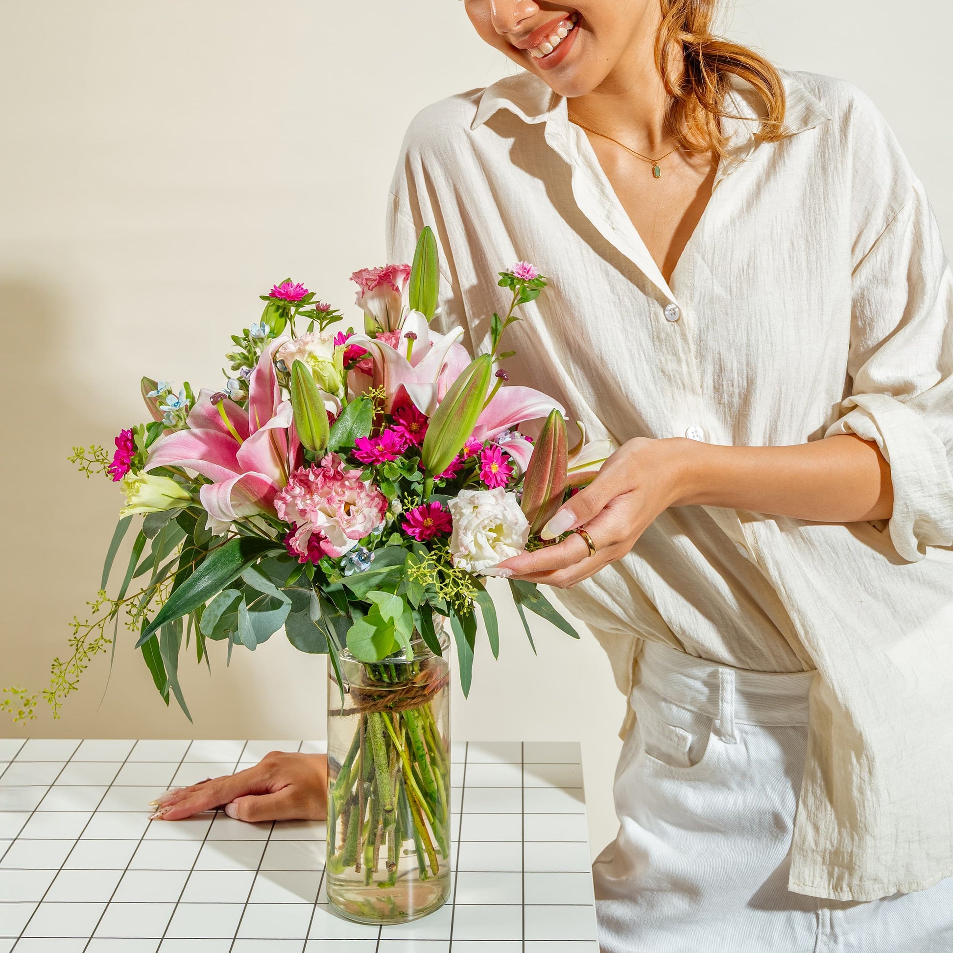 flowers_vase Soft Pink Lilies