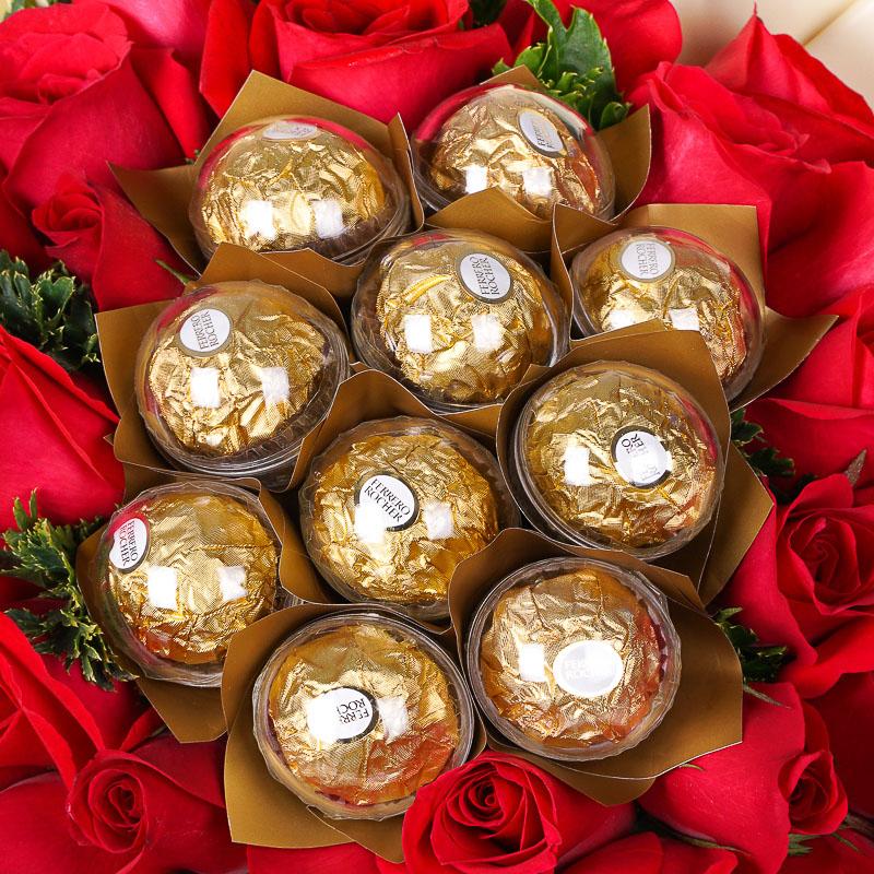 flowers_bouquet_ferrero 30 Red Roses and Ferrero