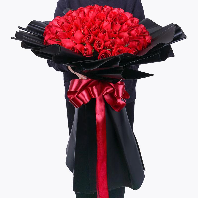 flowers_bouquet_giant 199 Red Roses - Midnight Edition