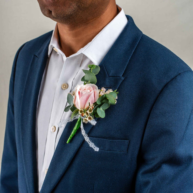 flowers_vase Aurora Bridal Bouquet Set