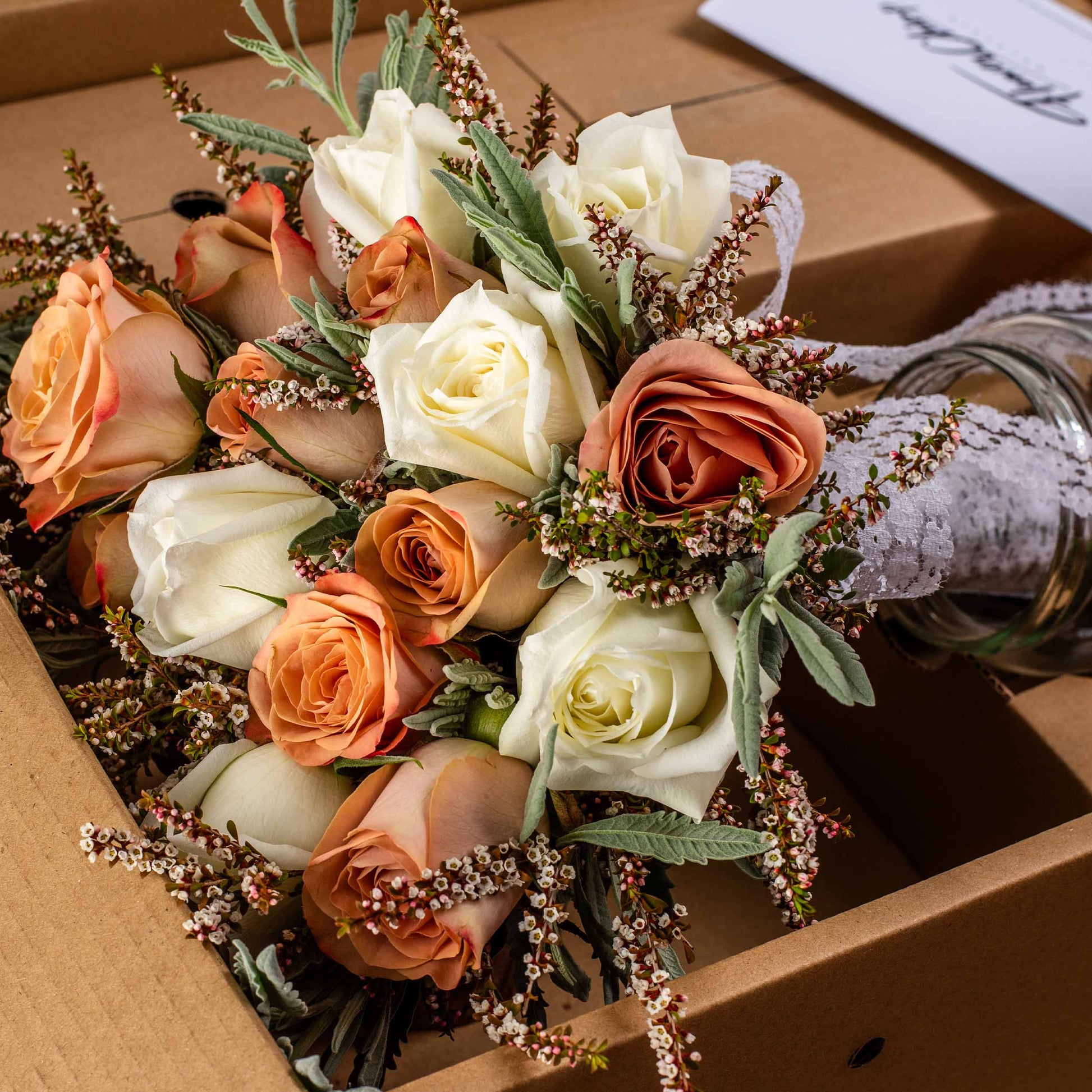 flowers_vase Belle Bridal Bouquet Set