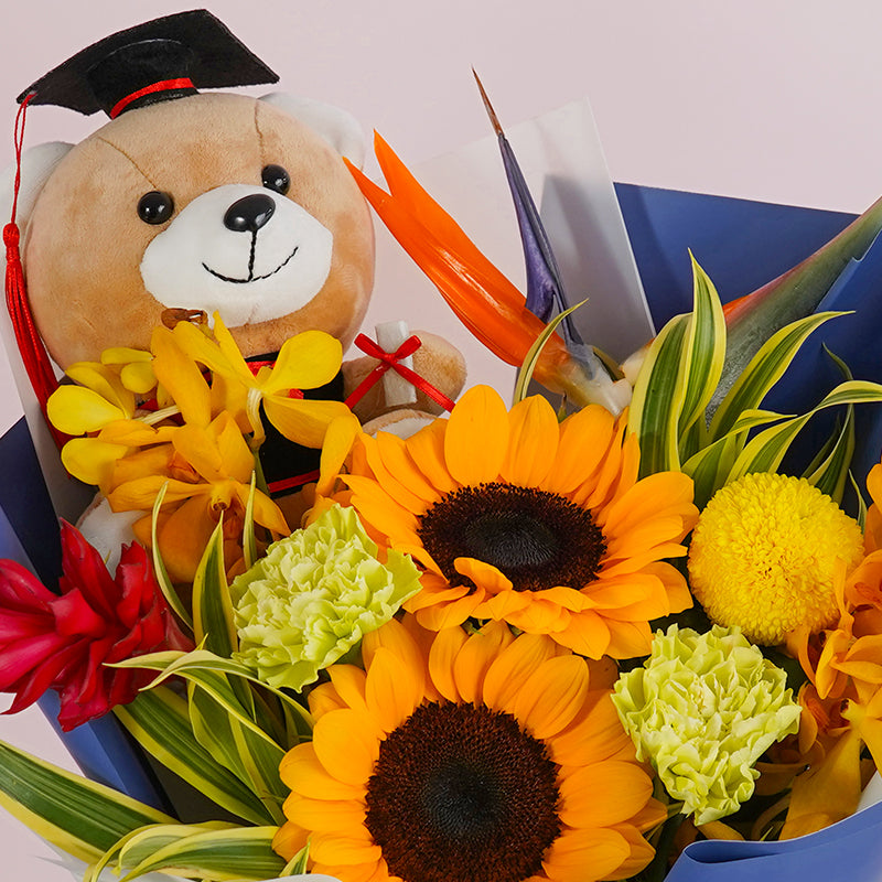 bundles_graduation Bright Future Graduation Bouquet