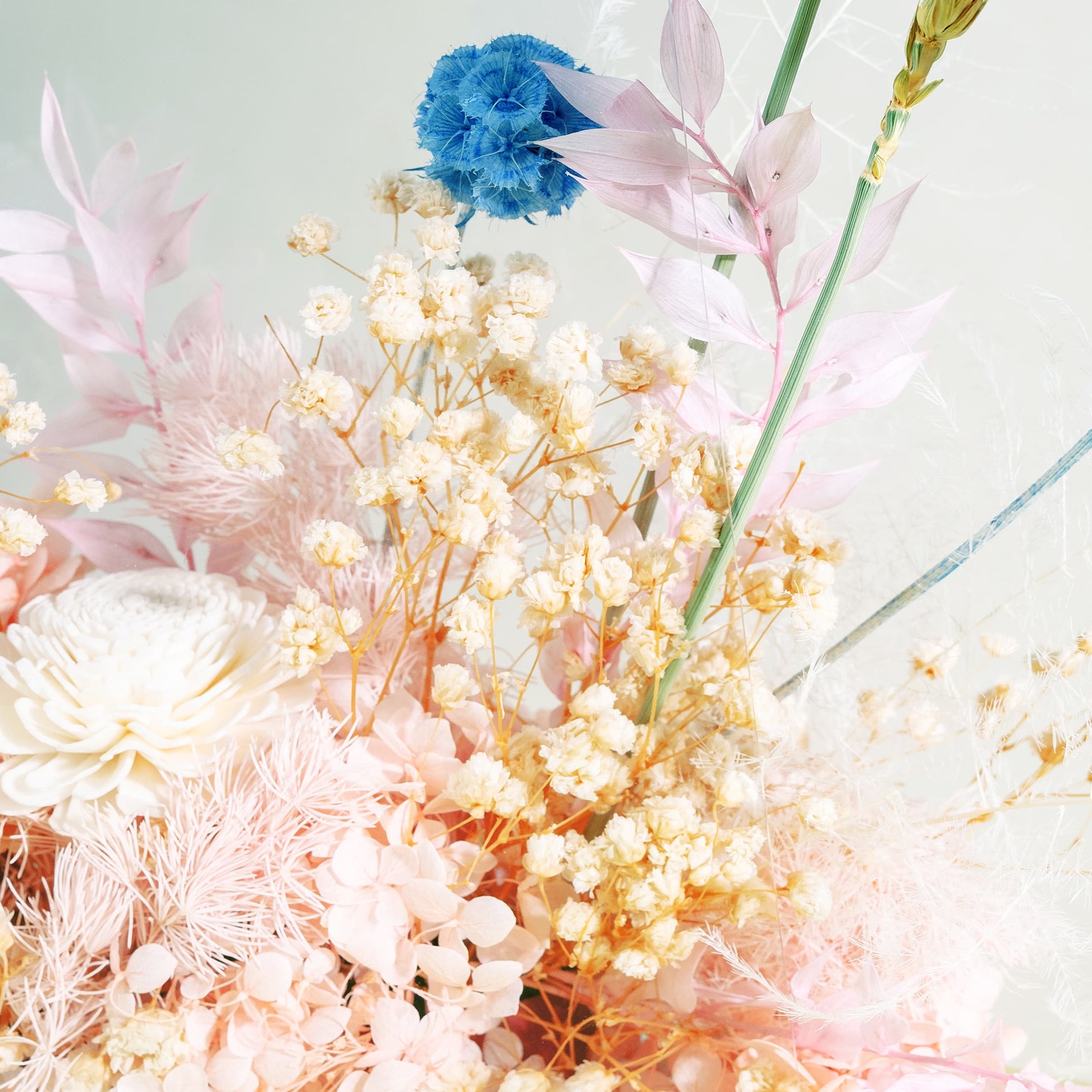 flower_handcarry Elegant Designer Memento