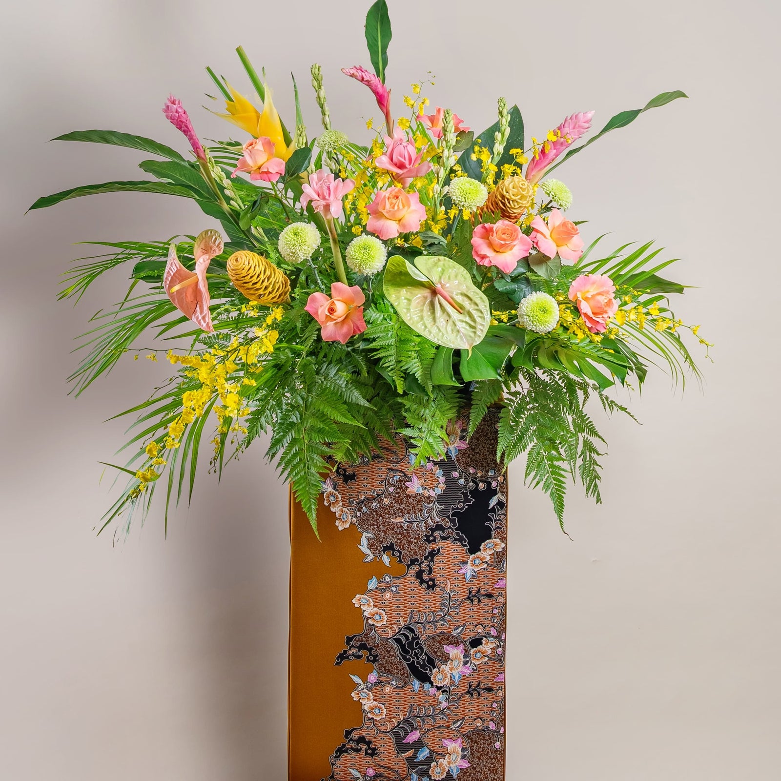 Embun Batik Flower Stand