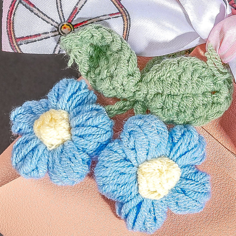 Petite Belle Gift Set (Twilly Bag With Flowers, Chocolates & Charm)