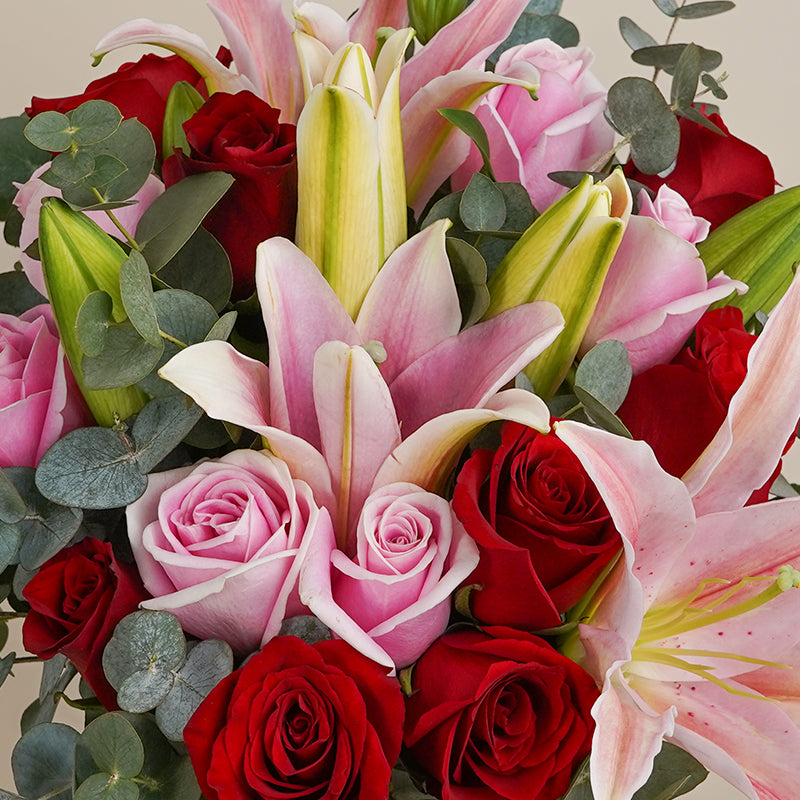 flowers_vase Lily Love