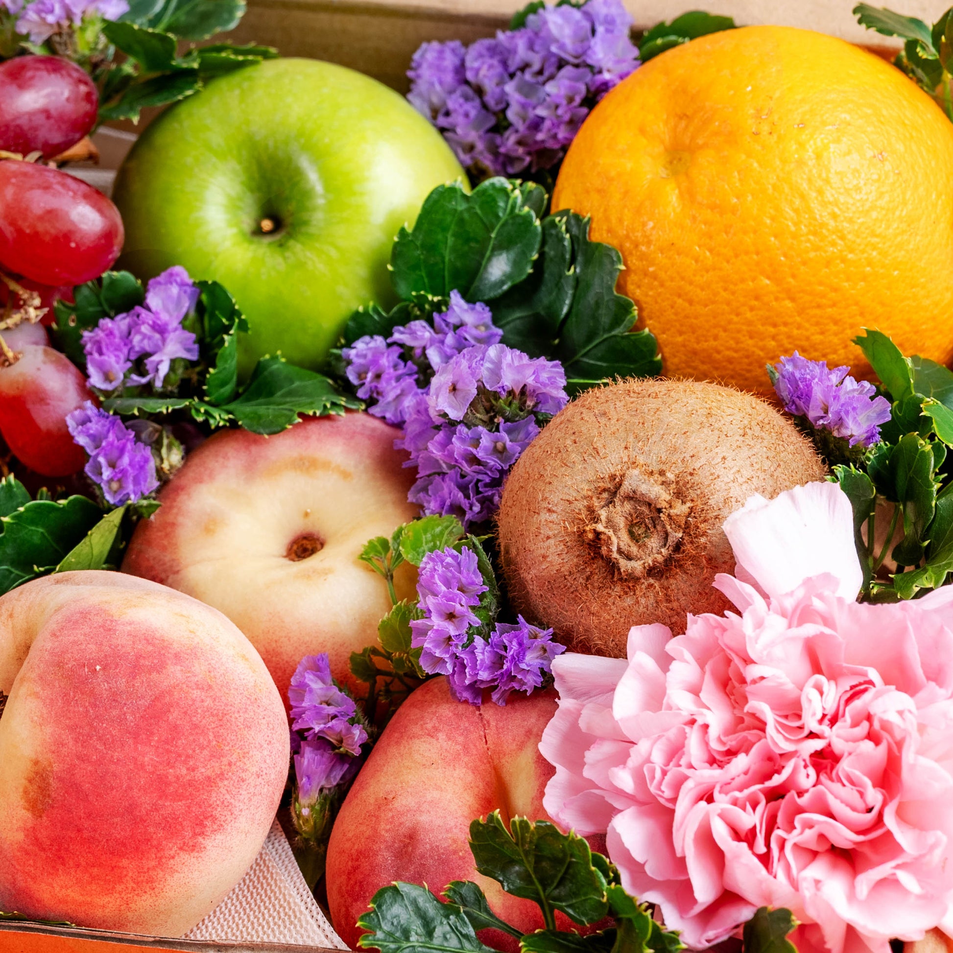 hamper_fruit Lush Springs Fruit Box