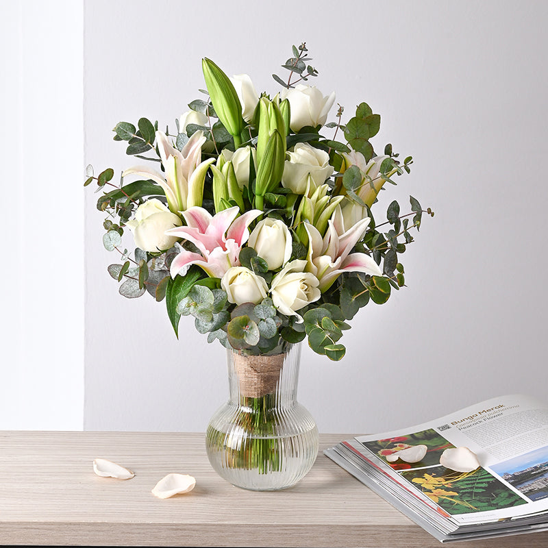 flowers_vase Madeleine