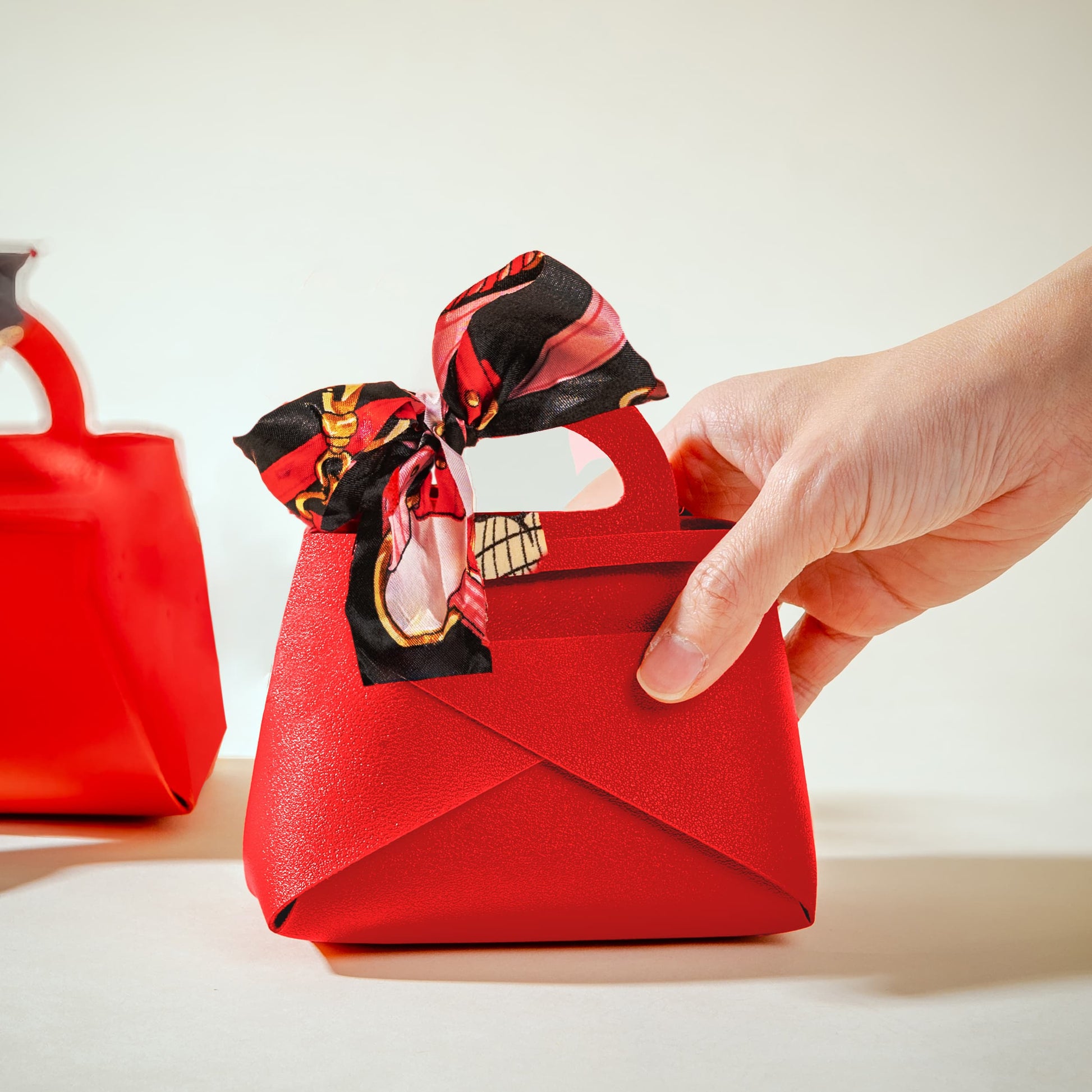 twilly_bag_set Petite Royale Gift Set (Twilly Bag With Flowers, Chocolates & Charm)