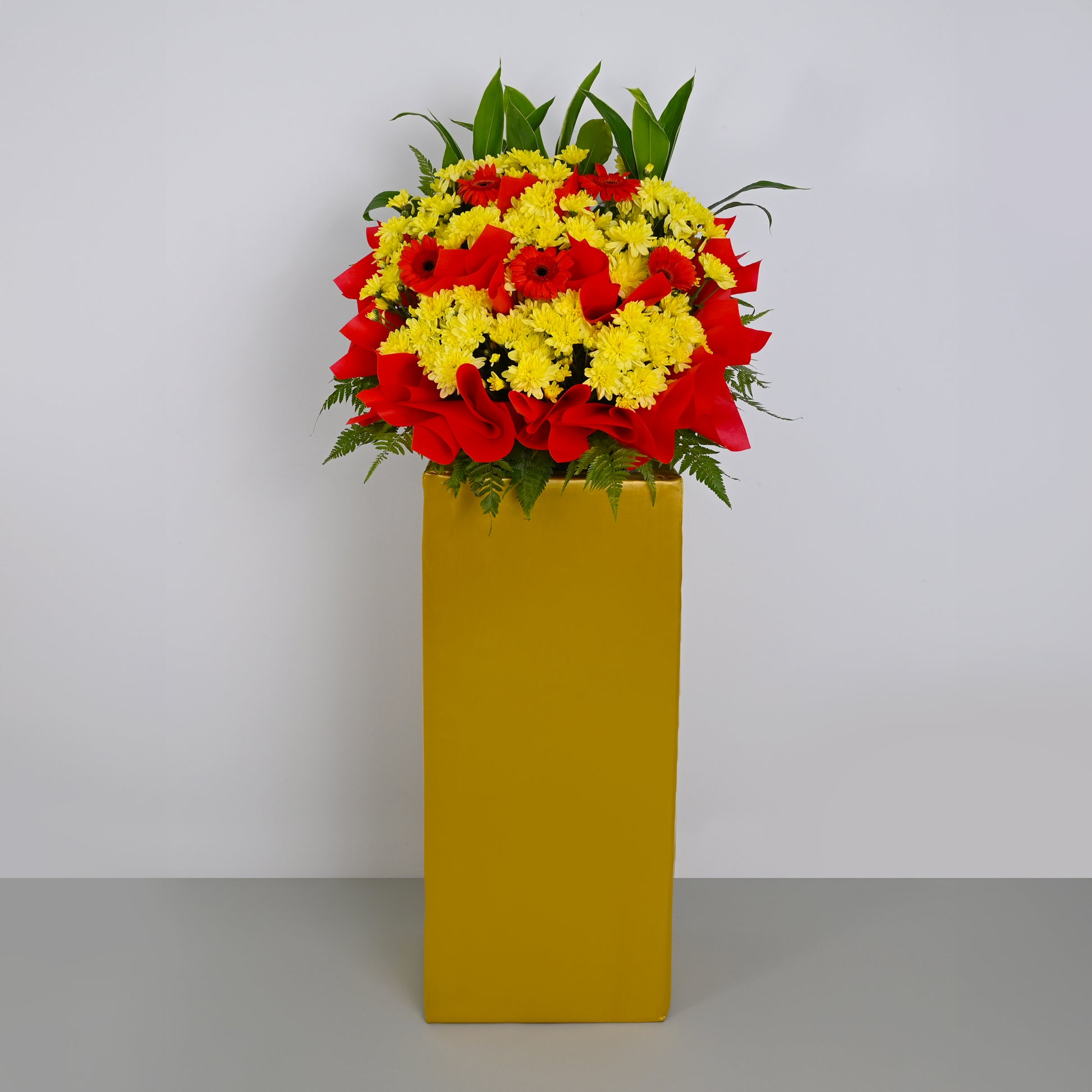 flower_stand_opening Prosperous Start-Up Opening Flower Stand