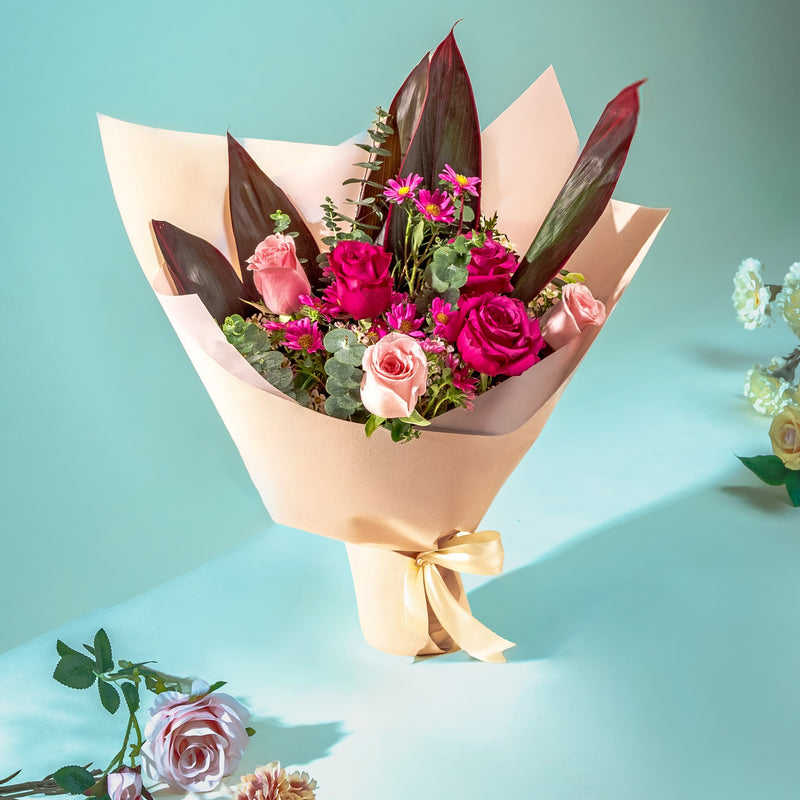 flowers_bouquet Pure Elegance Rose Bouquet