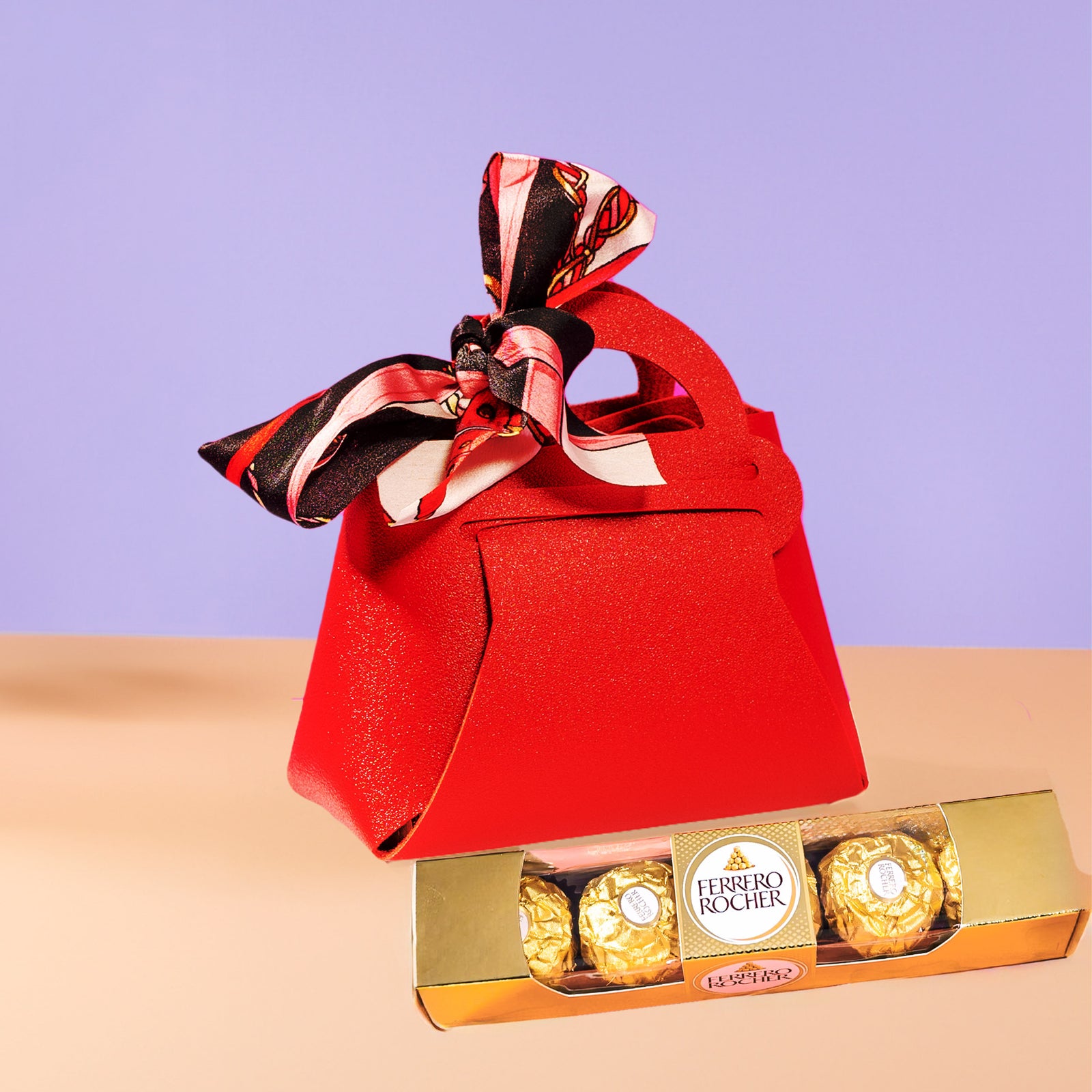 addon_chocolate Ruby Rouge (Twilly Bag with Chocolates)