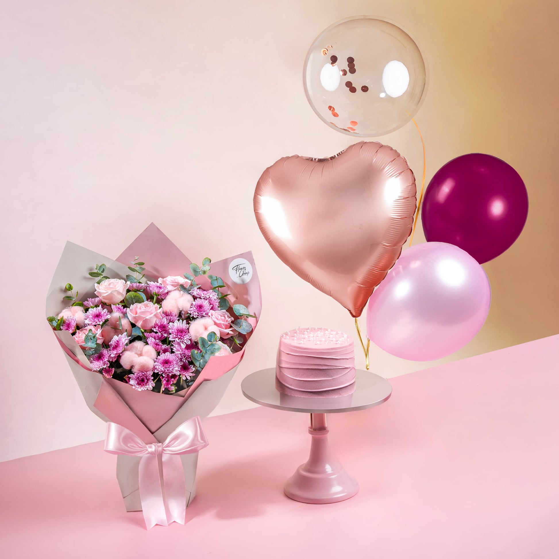 bundle_bouquet_cake_balloon Sweet Dreams Gift Set