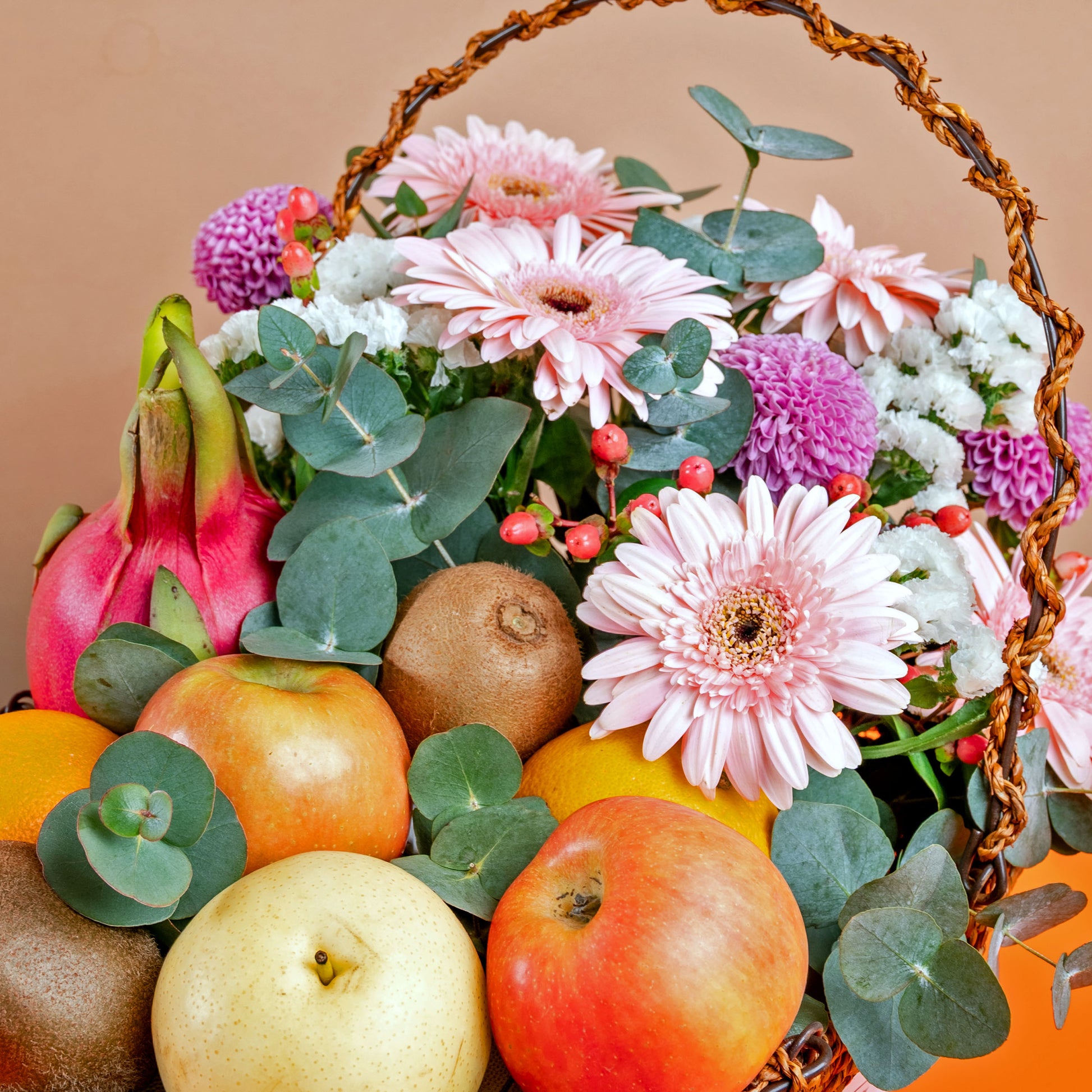 hamper_fruit The Big Smile Fruit Basket