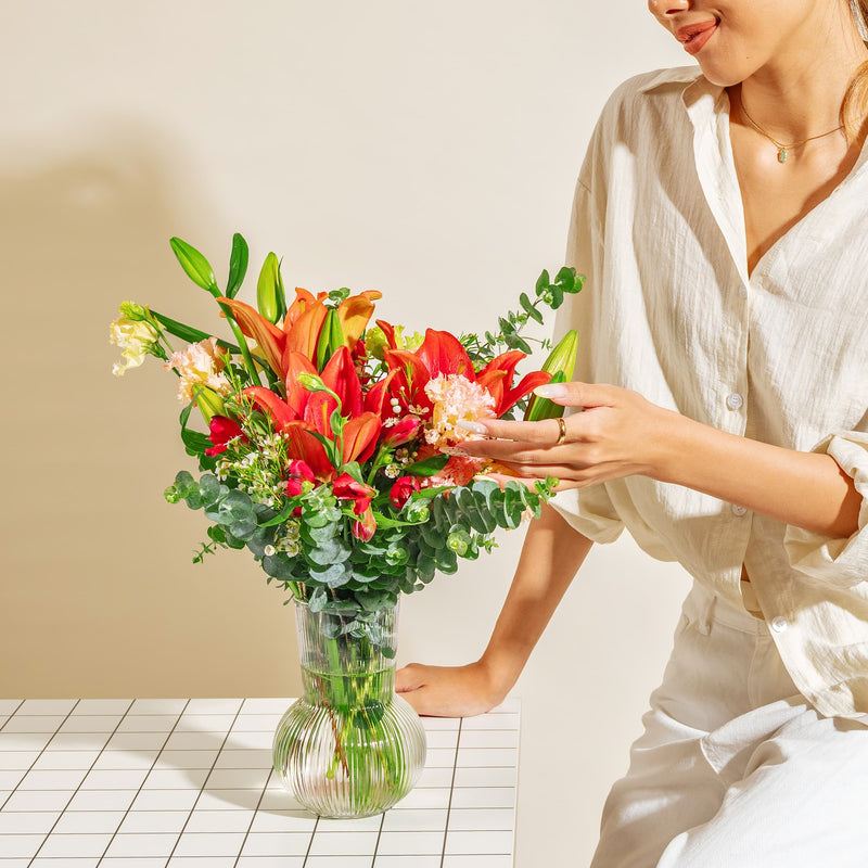 flowers_vase Vibrant Tiger Lilies