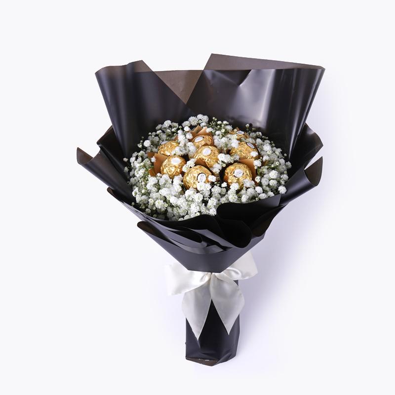 flowers_bouquet_ferrero Delectable Journey