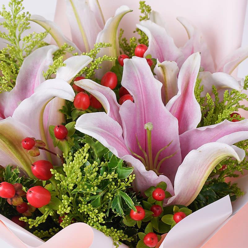 flowers_bouquet Lovely Lillian